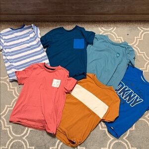 DKNY Assorted Kids T-Shirts set (6)